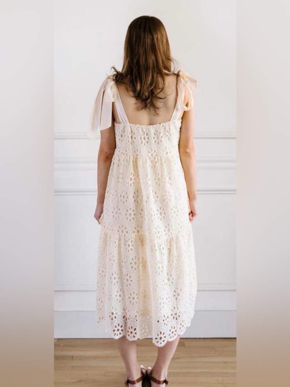 LoveColette Cream Crochet Mid Dress Large - C10-029 - Picture 4 of 12